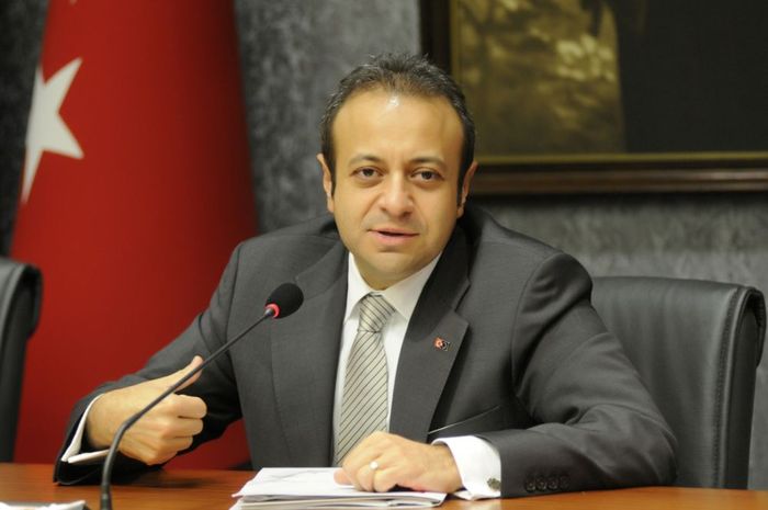 Egemen Bağış: Bölünmeyeceğiz aksine hem yerelde hem de…