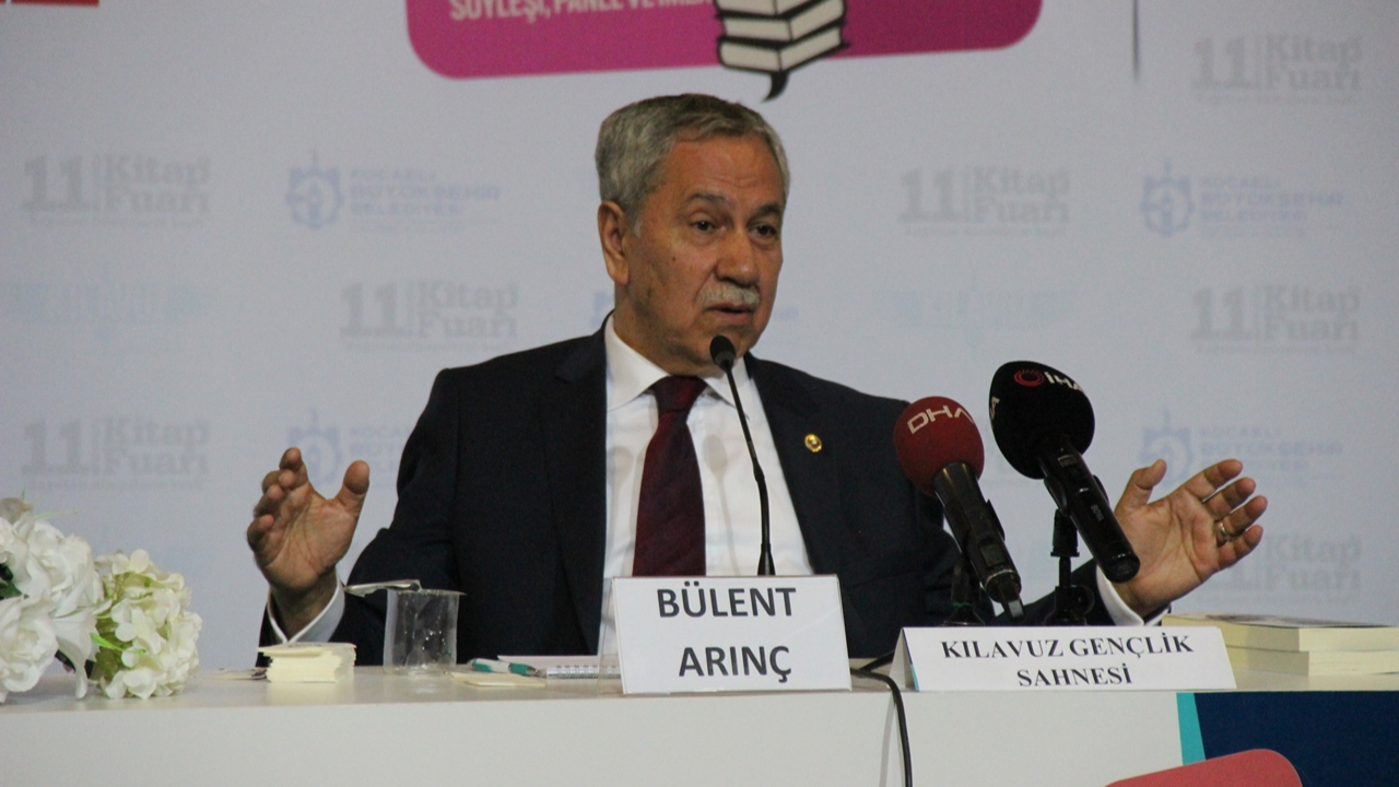 Bülent Arınç'tan yeni parti açıklaması...