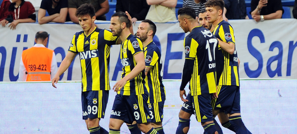 Fenerbahçe deplasman kabusuna son verdi! 1-3