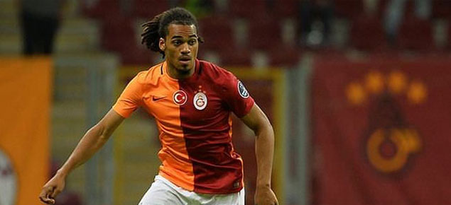Galatasaray Denayer için baskısını arttırıyor