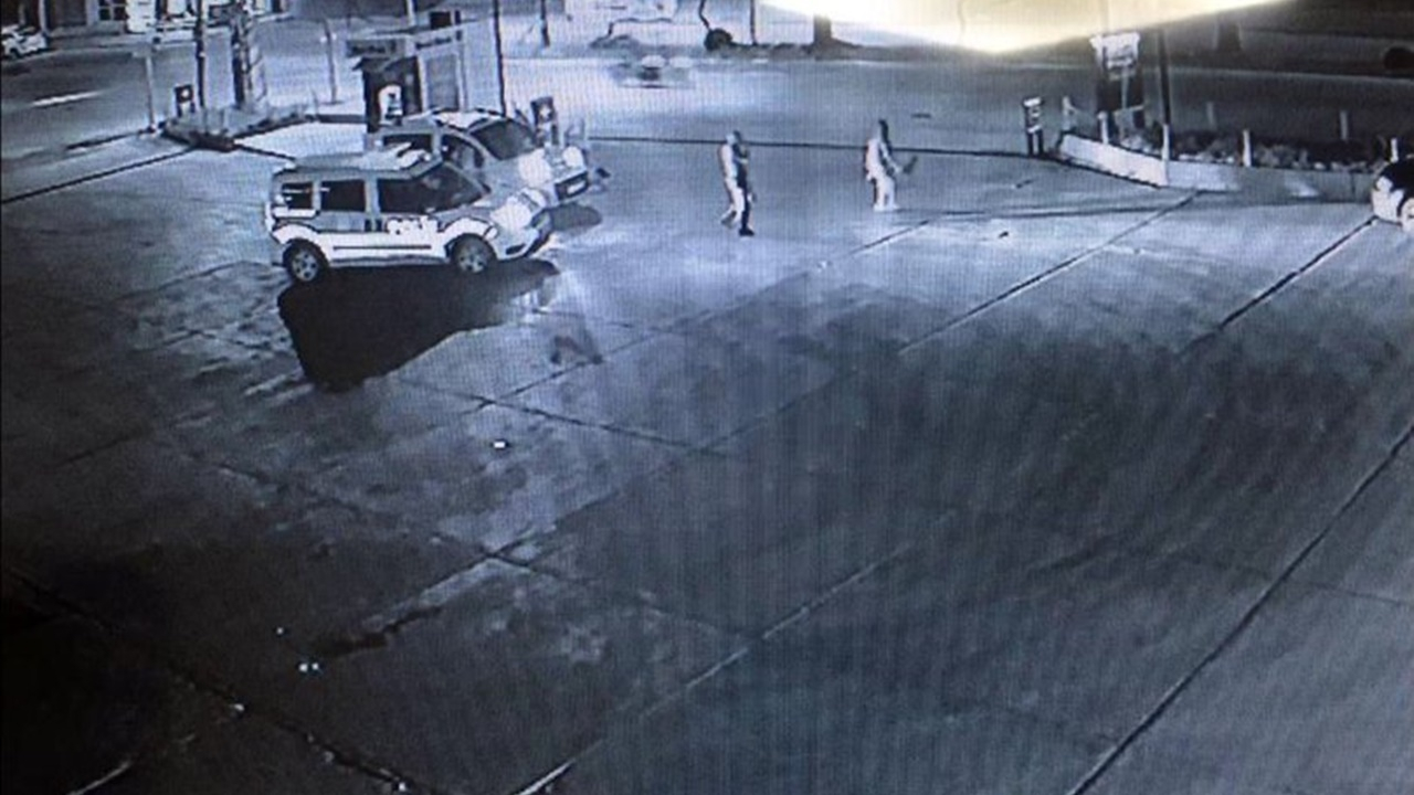 Adana'da kadına şiddet! O anlar kamerada!