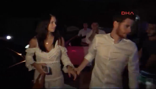 Adriana Lima'ya where are you from diye soru soran muhabir...