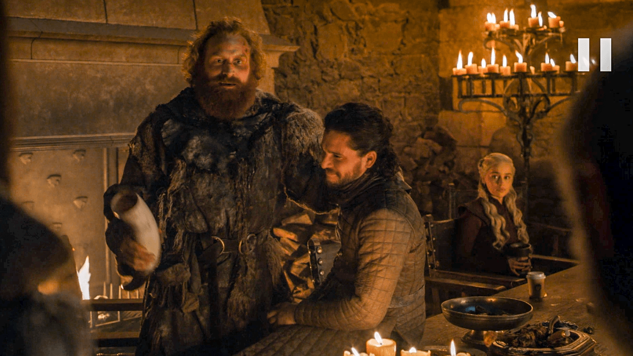 Game of Thrones sahnesinde Starbucks bardağı unutuldu!