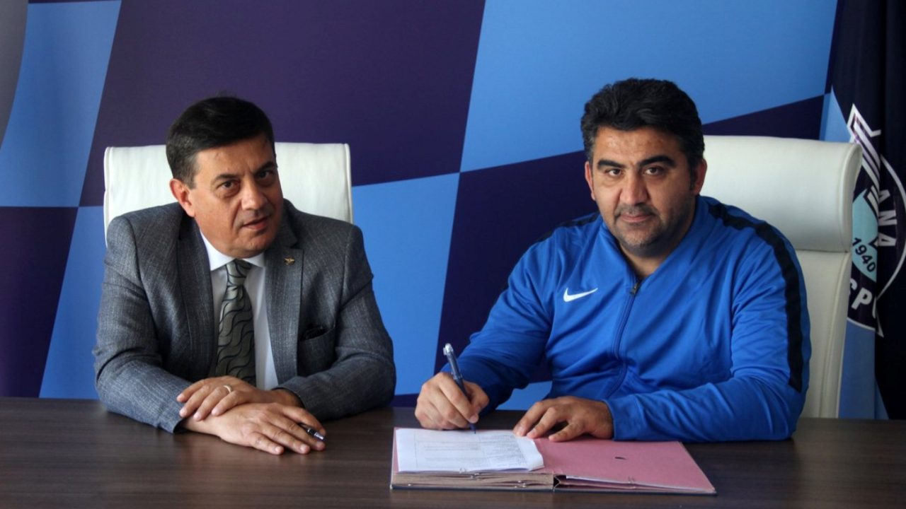 Adana Demirspor, Ümit Özat ile uzattı!