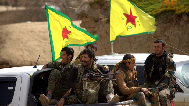 ABD tarafını seçti: YPG, Rakka'da olacak!