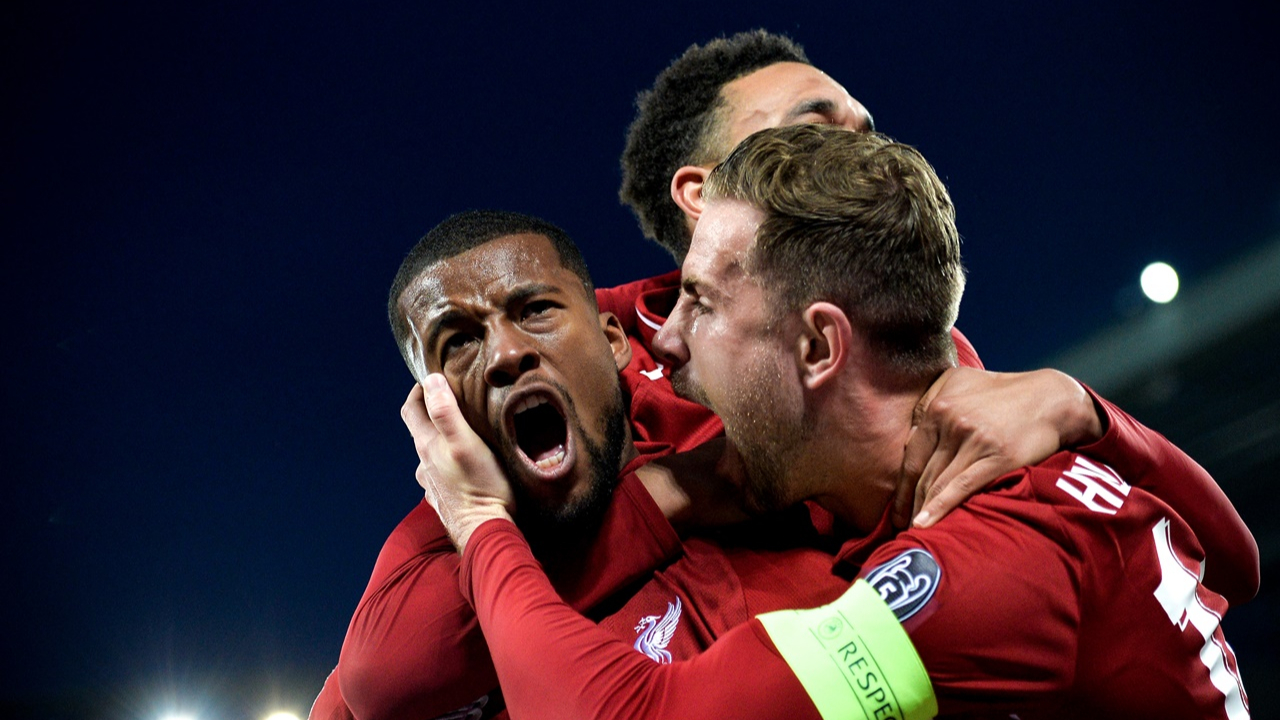 Liverpool'dan tarihi galibiyet...