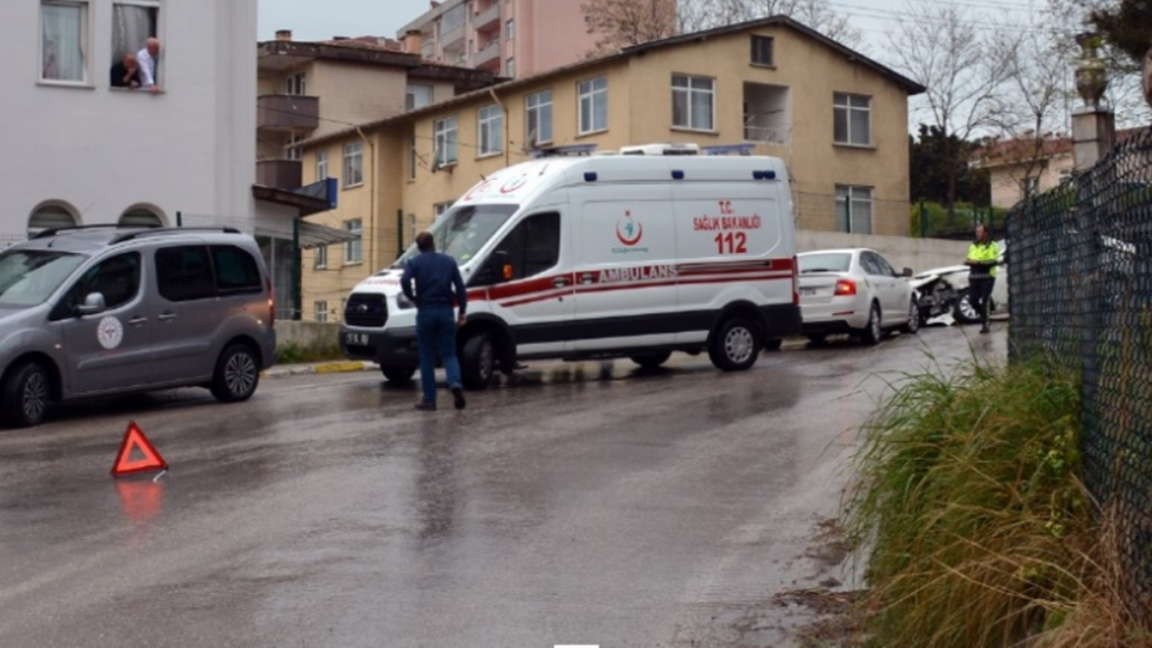 Sinop'ta trafik kazası: 2 yaralı