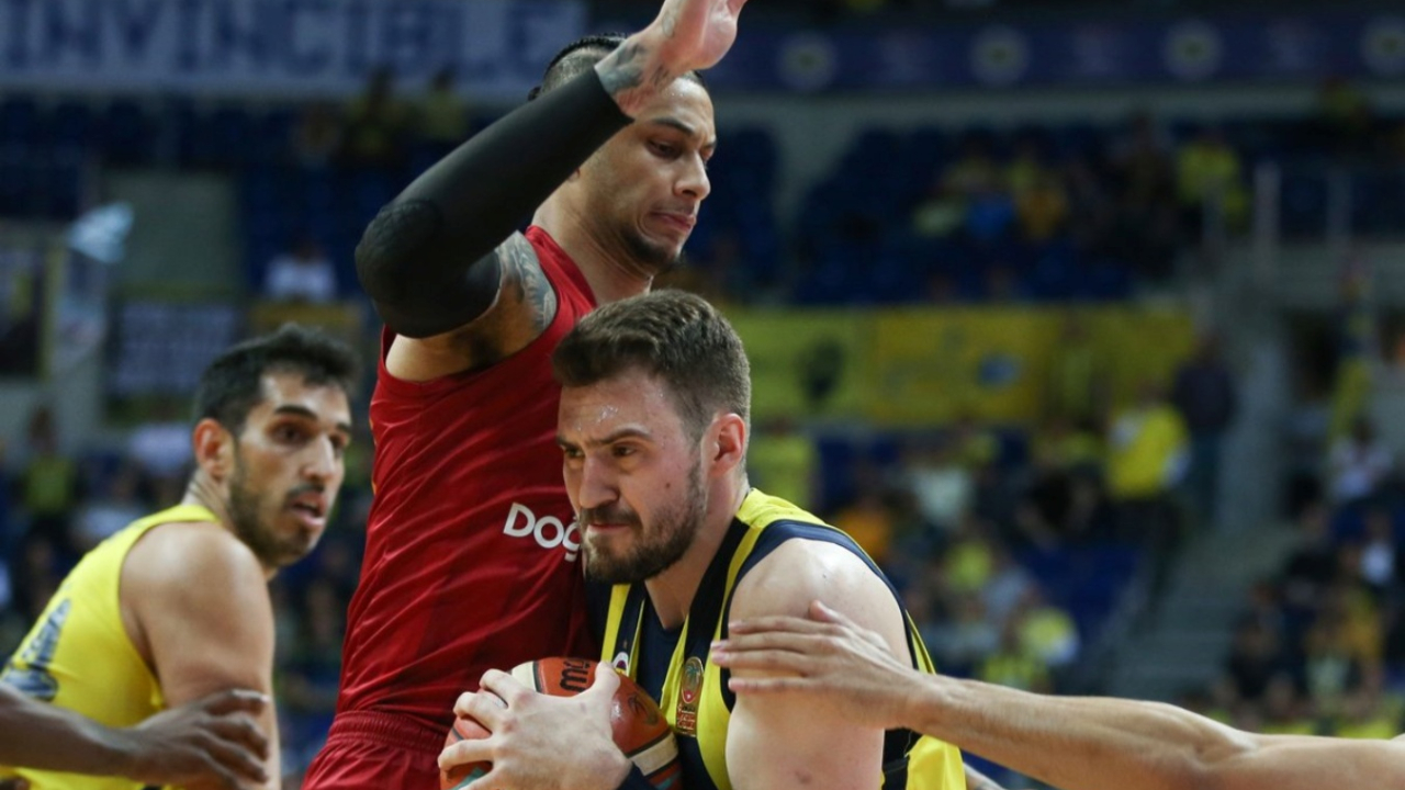 Fenerbahçe rövanşı farklı aldı!
