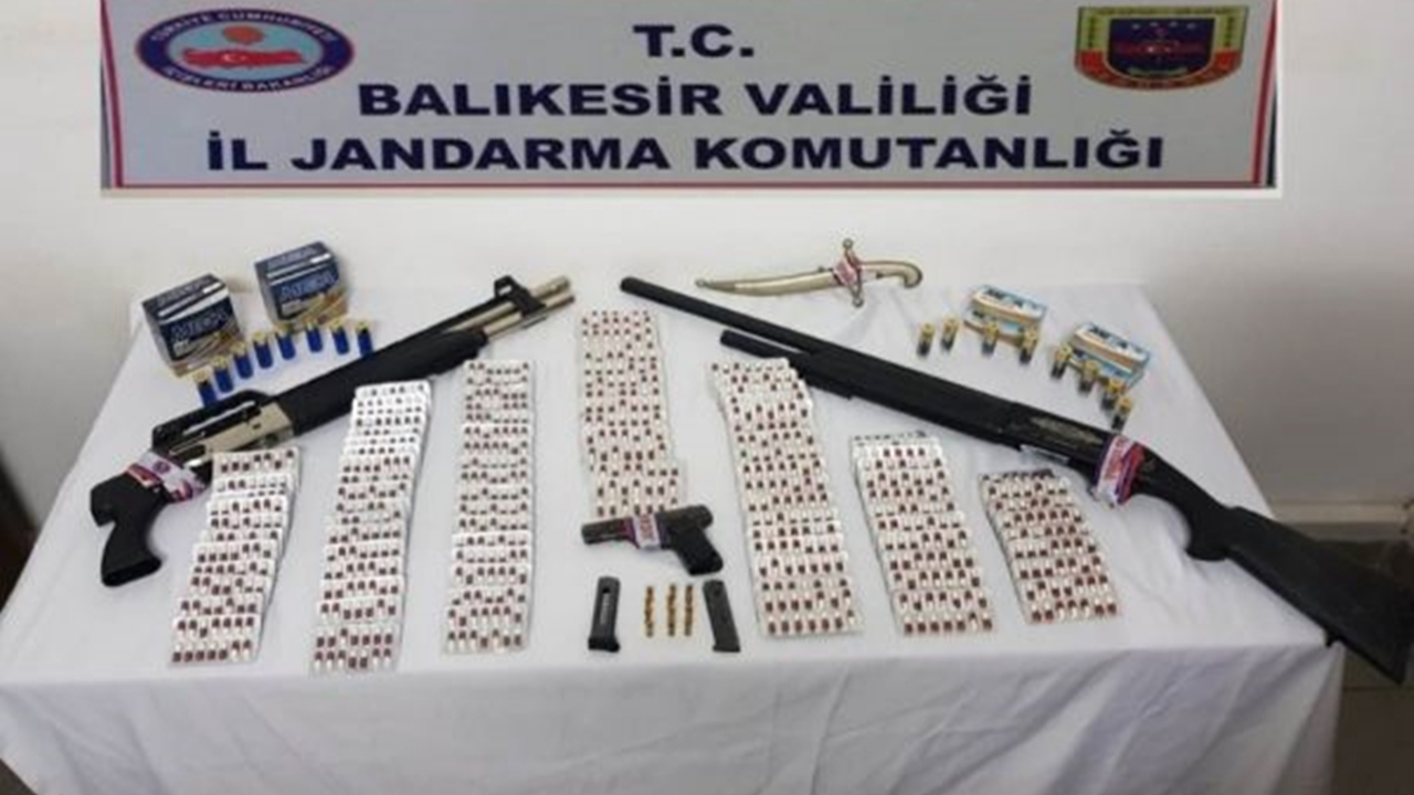 Balıkesir’de uyuşturucu baskınları: 7 gözaltı