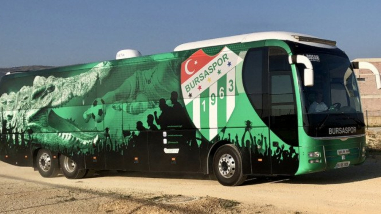 Bursaspor'un takım otobüsüne haciz geldi!