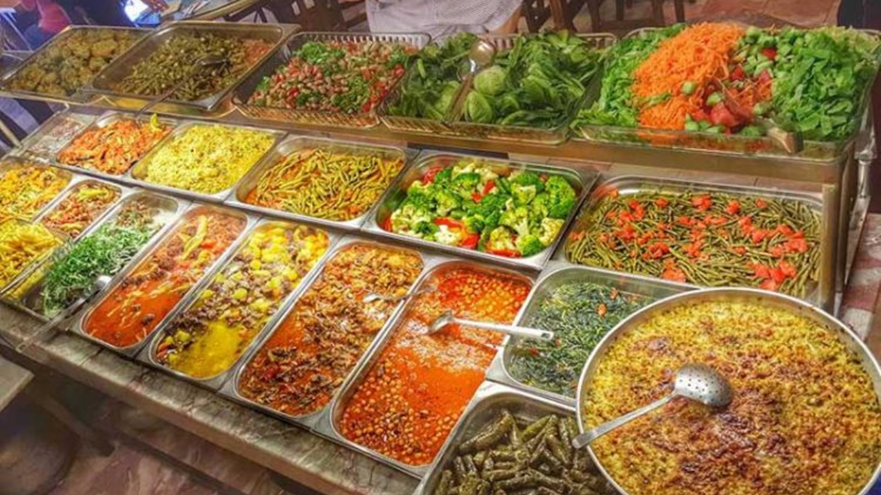 İşte İzmir'in ünlü esnaf lokantaları!