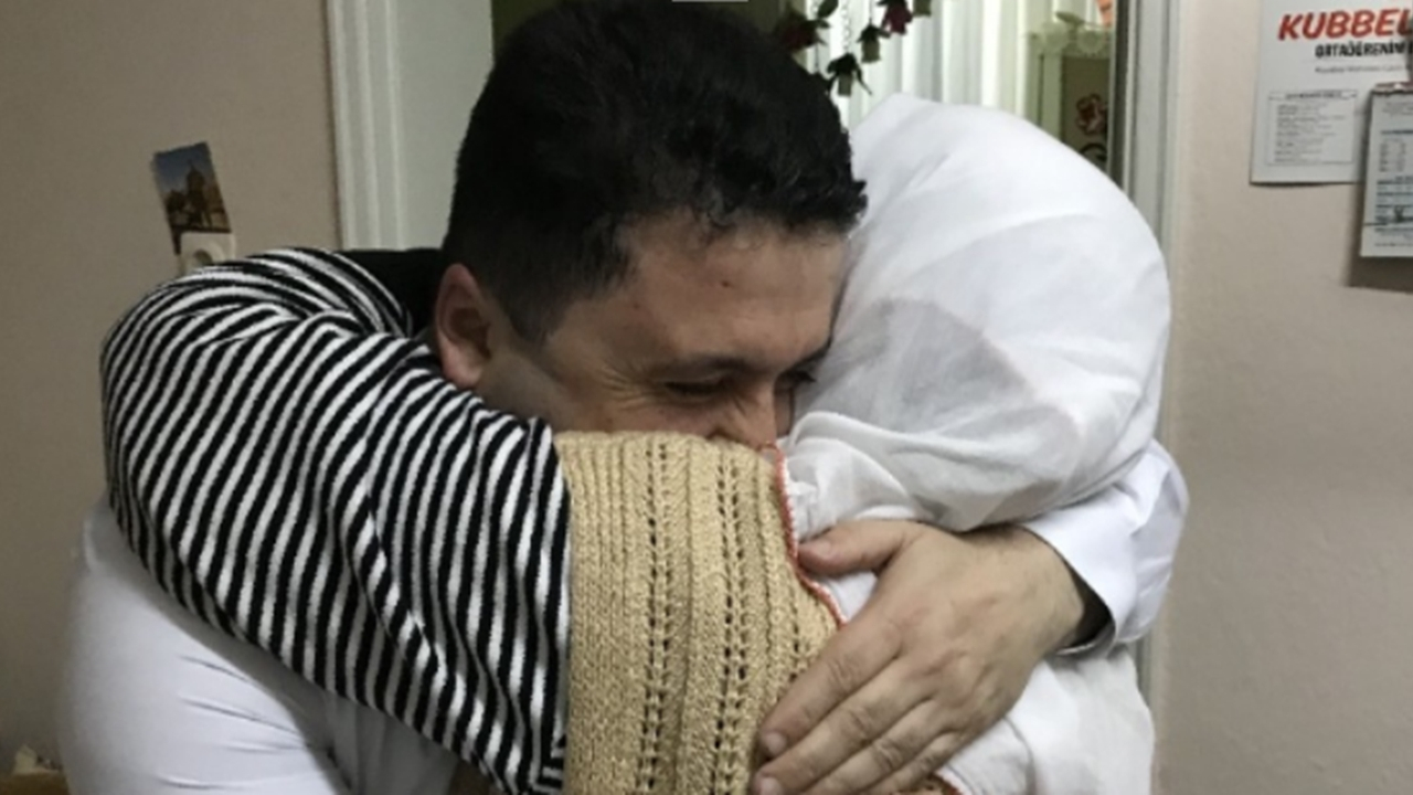 Balıkesir'de Başkan Hasan Avcı, Naciye teyzeye misafir oldu