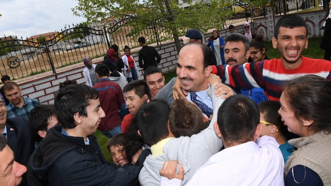 Konya'da Başkan Uğur İbrahim Altay, özel çocuklarla buluştu
