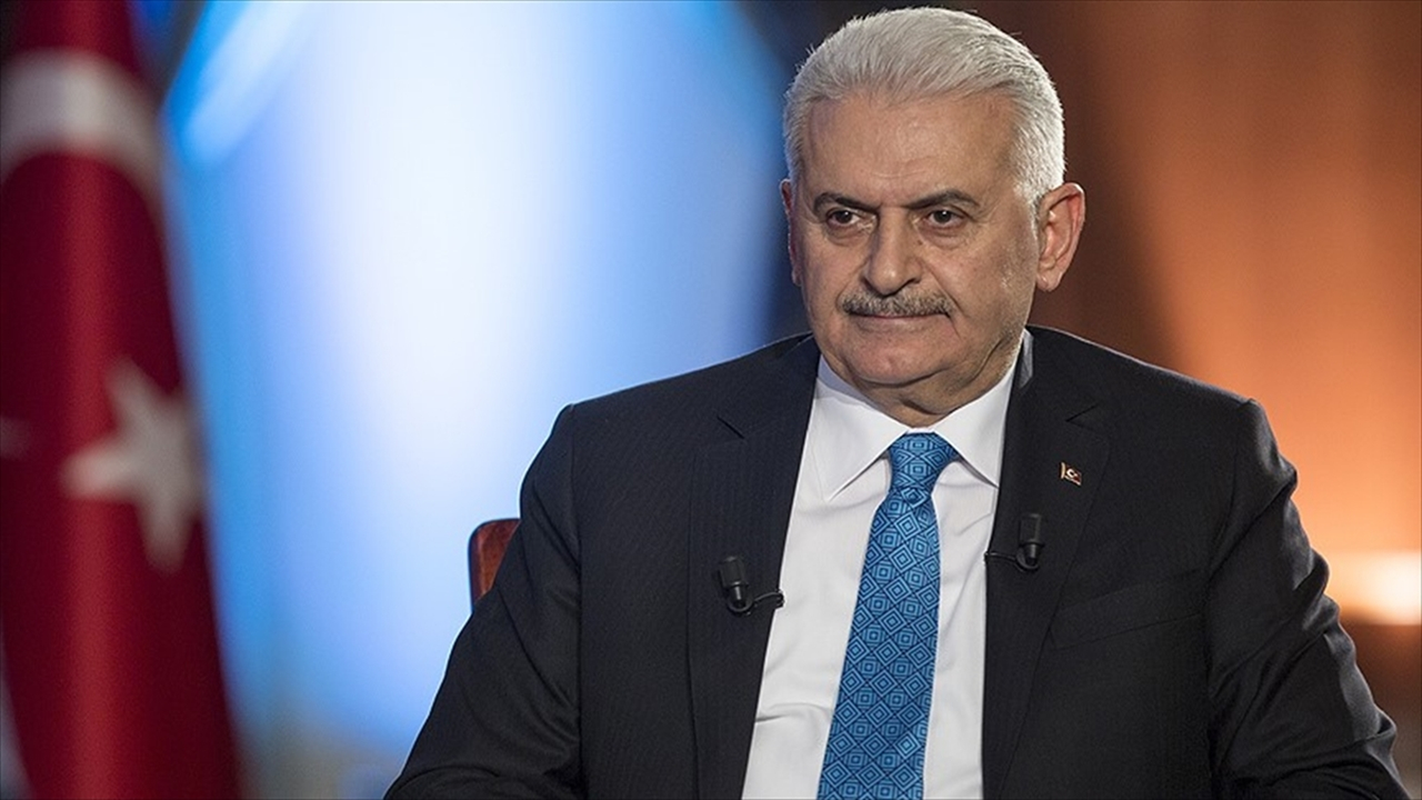 Binali Yıldırım: Dünyanın her tarafından üzerimize geliyorlar!