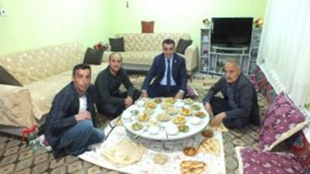 Muş'ta Başkan Tahsin Kılıç, çiftçilerle iftar açtı