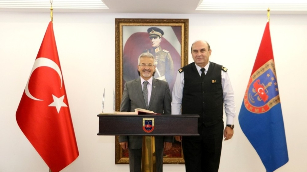 Bursa'da Başkan Turgay Erdem’den Tuğgeneral Saraç’a ziyaret