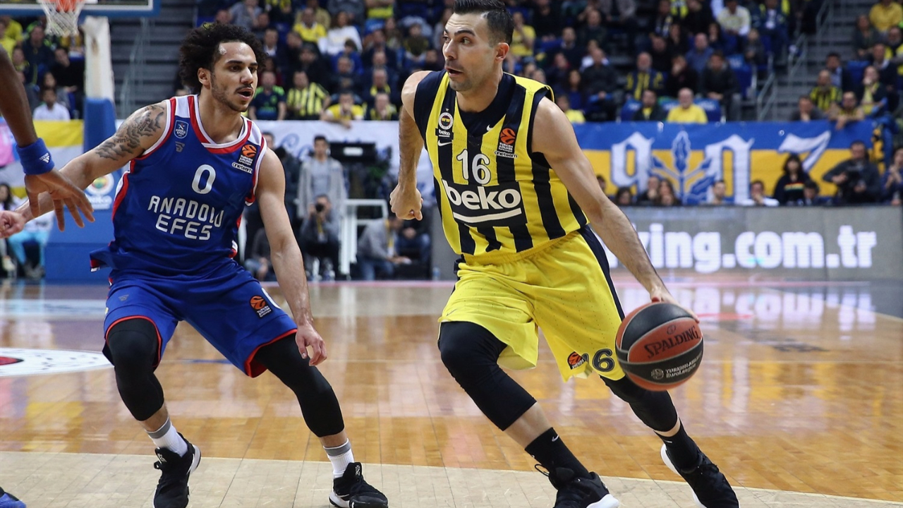 Fenerbahçe'den tarihi galibiyet!