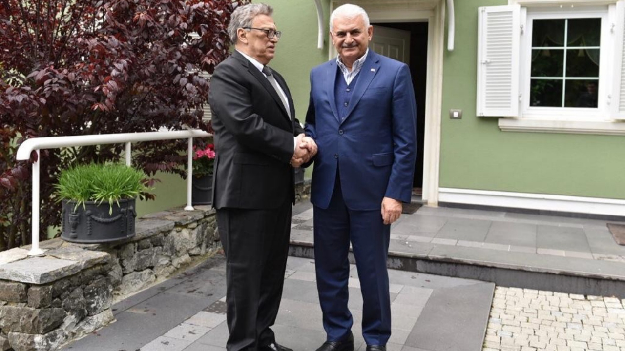 Yıldırım'dan Mesut Yılmaz'a sürpriz ziyaret!