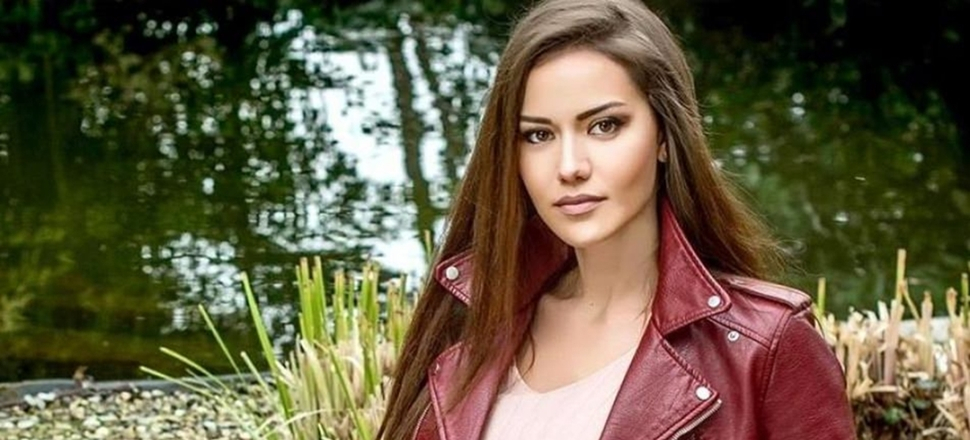 Yeni doğum yapan Fahriye Evcen reklam yüzü oldu!