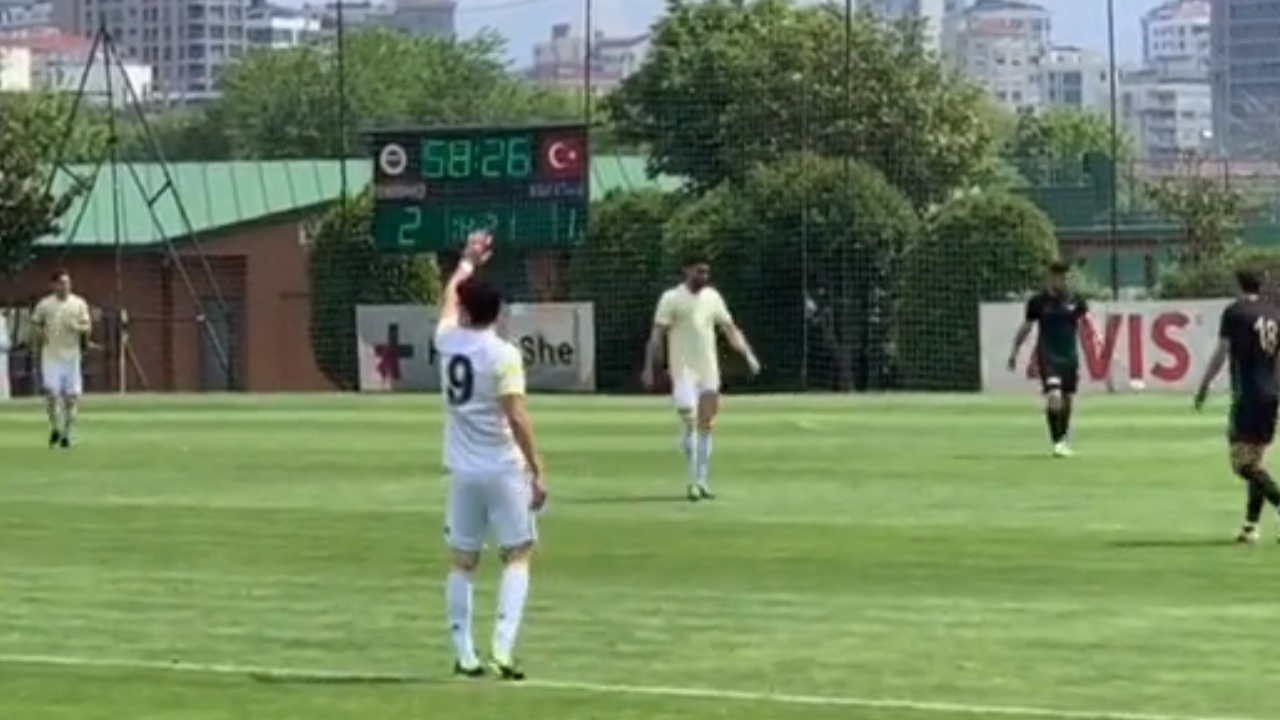 Tolga Ciğerci sahalara döndü!
