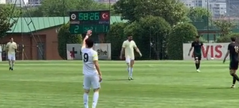 Tolga Ciğerci sahalara döndü!