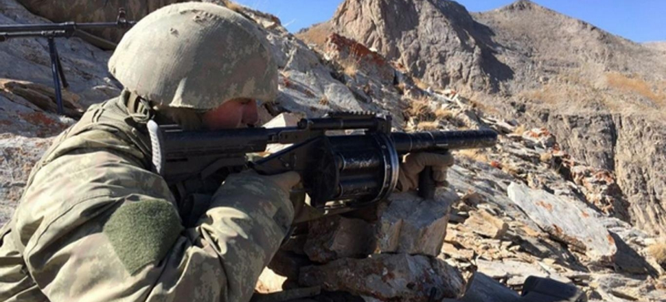 Tunceli'de PKK'lı teröristlerle çatışma çıktı!