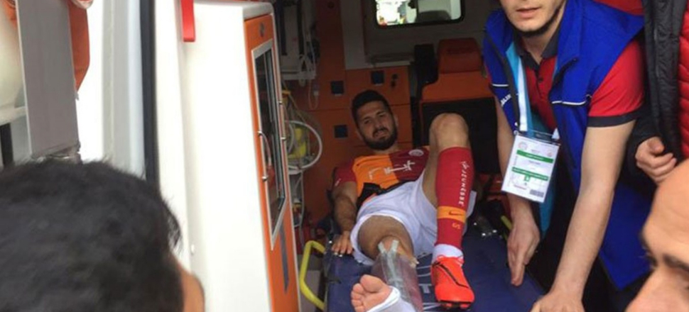 Galatasaray'dan Emre Akbaba açıklaması!