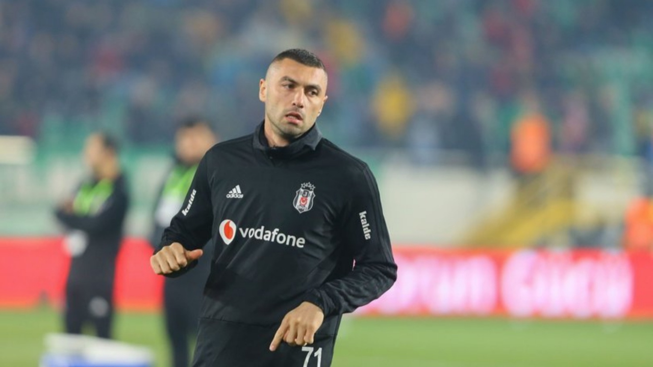 Burak Yılmaz'dan olay yaratacak paylaşım!