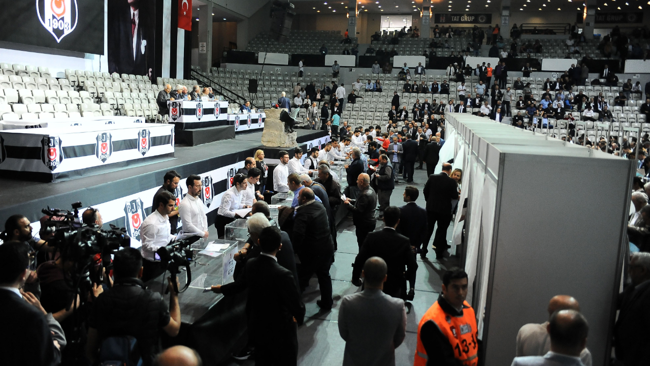 Beşiktaş Genel Kurulu'nda oy verme işlemi bitti!