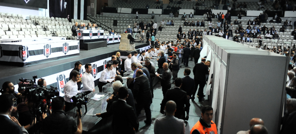 Beşiktaş Genel Kurulu'nda oy verme işlemi bitti!