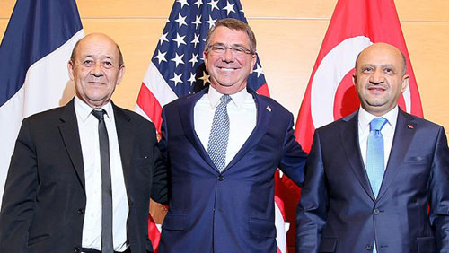 Savunma bakanları DAEŞ'le mücadelede anlaştı