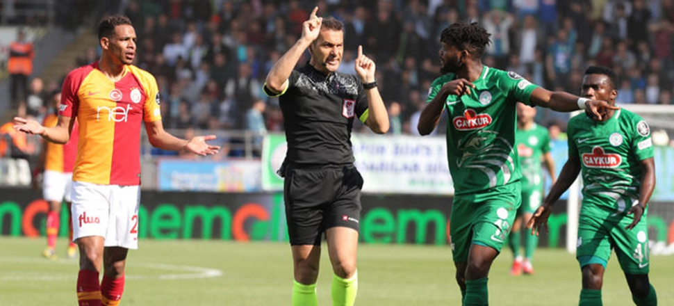 Çaykur Rizespor - Galatasaray maçında 'kural hatası' iddiası!