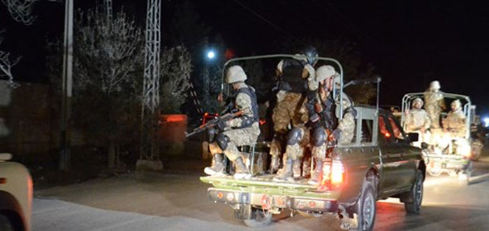 Pakistan'da polis eğitim merkezine saldırı: 61 ölü