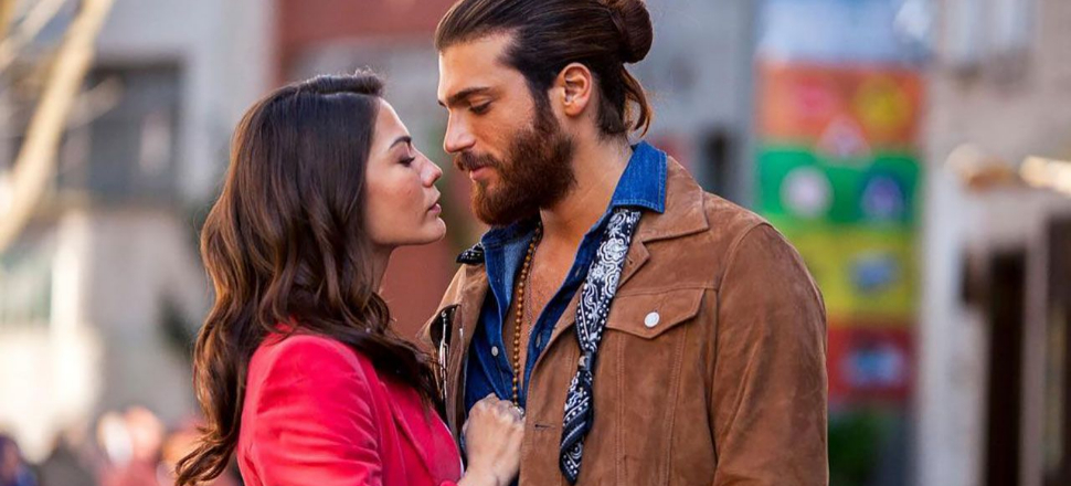 Demet Özdemir - Can Yaman aşkı askerliği kaldıramadı!
