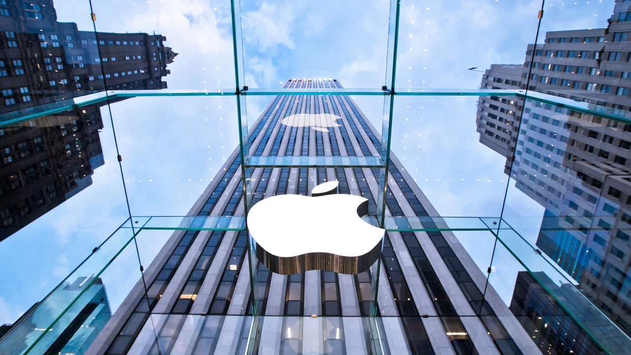 Apple'dan flaş karar! Kullanıcıları isyan etti!
