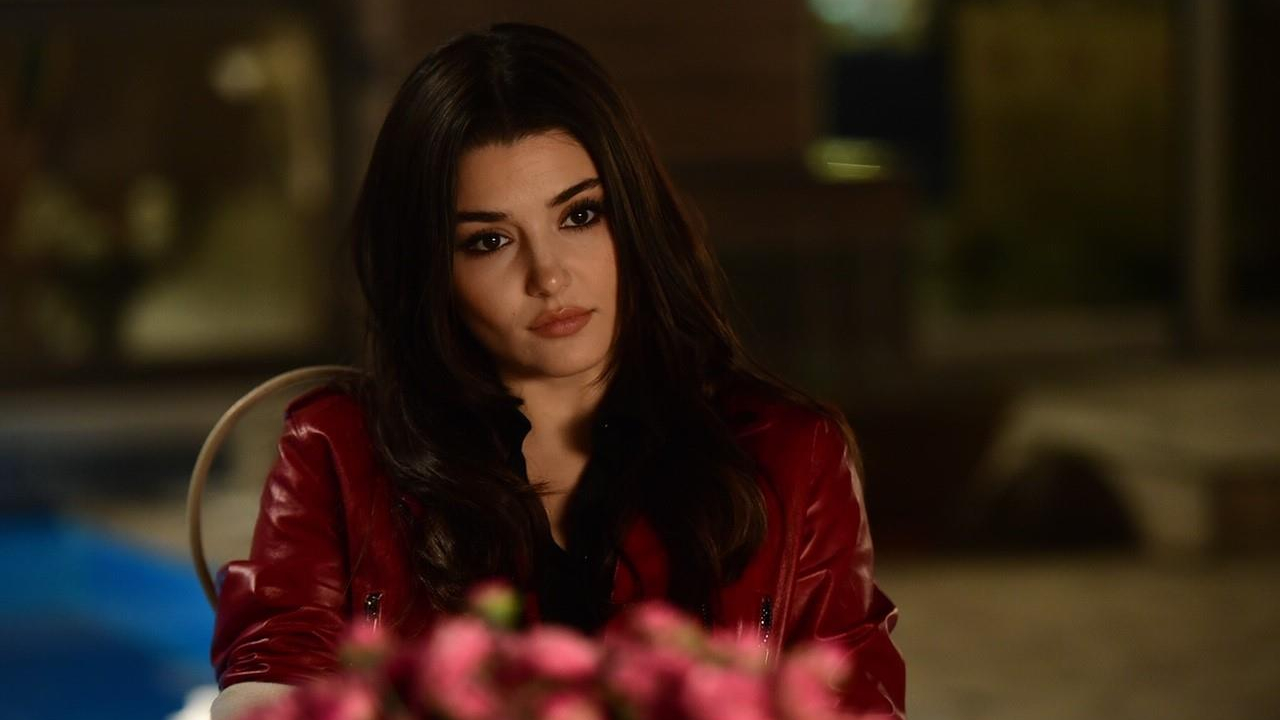 Hande Erçel'den duygulandıran paylaşım!