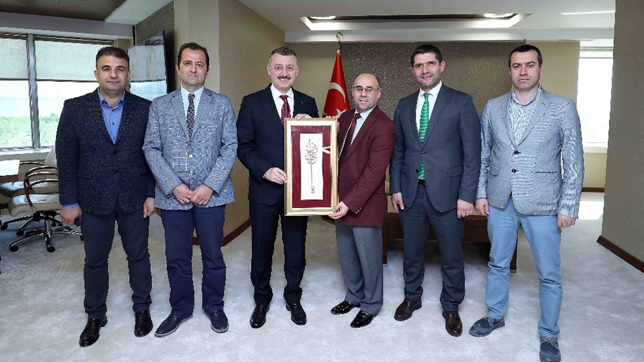 Kocaeli'de Başkan Tahir Büyükakın, “Ahilik, doğruluk ve tevazuyla harmanlanmaktır”