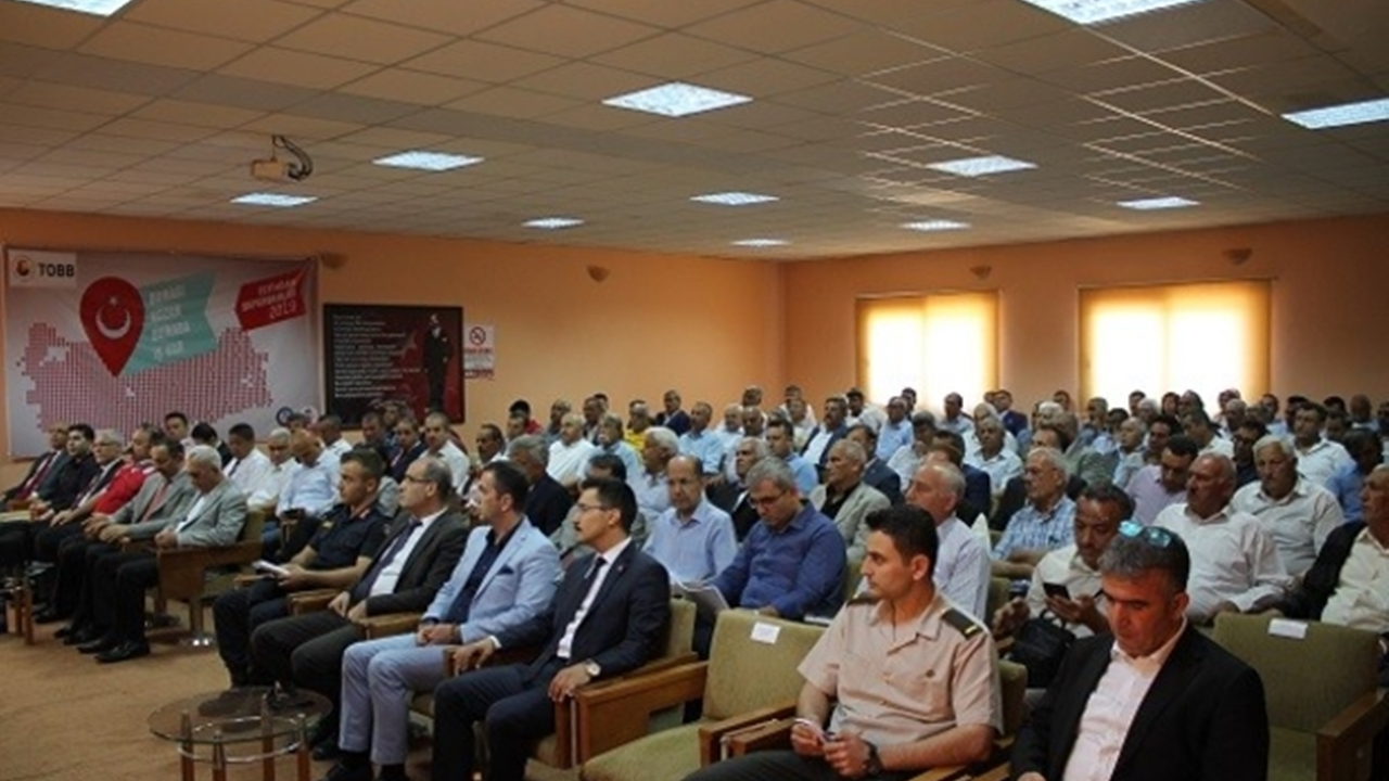 Adana'da Kaymakam Şafak Gürçam 103 mahalle muhtarıyla buluştu