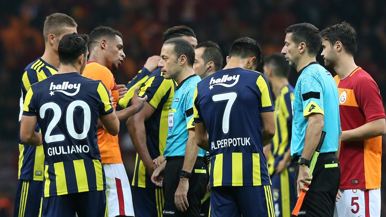 Galatasaray'dan Fenerbahçe'ye 60.4 milyon TL fark!