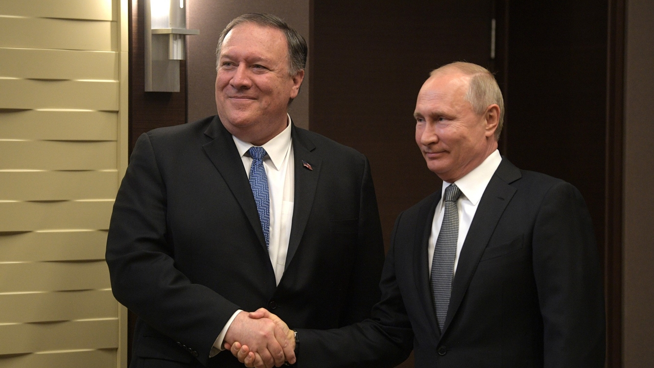 Putin, Pompeo ile görüştü...