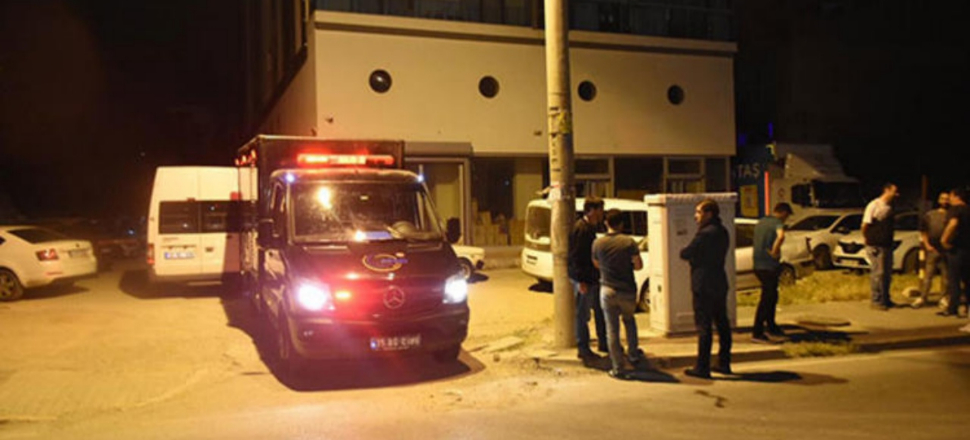 Ailesini "Şerbet yaptım bir tadın" diyerek öldürdü