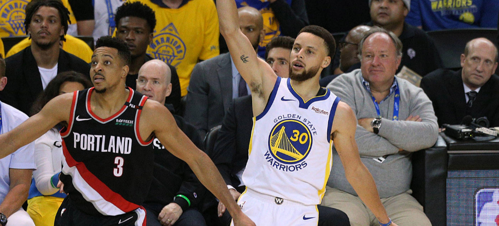 Seride ilk maç Golden State Warriors'ın!