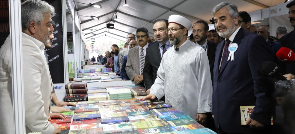 Dini Yayınlar Fuarı Sultanahmet'te açıldı...
