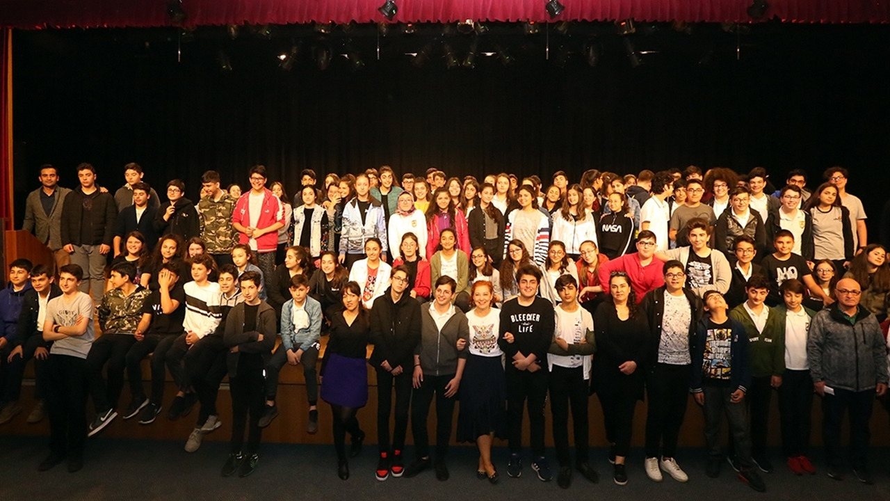 İBB’den LGS’ye hazırlanan öğrencilere konferans...