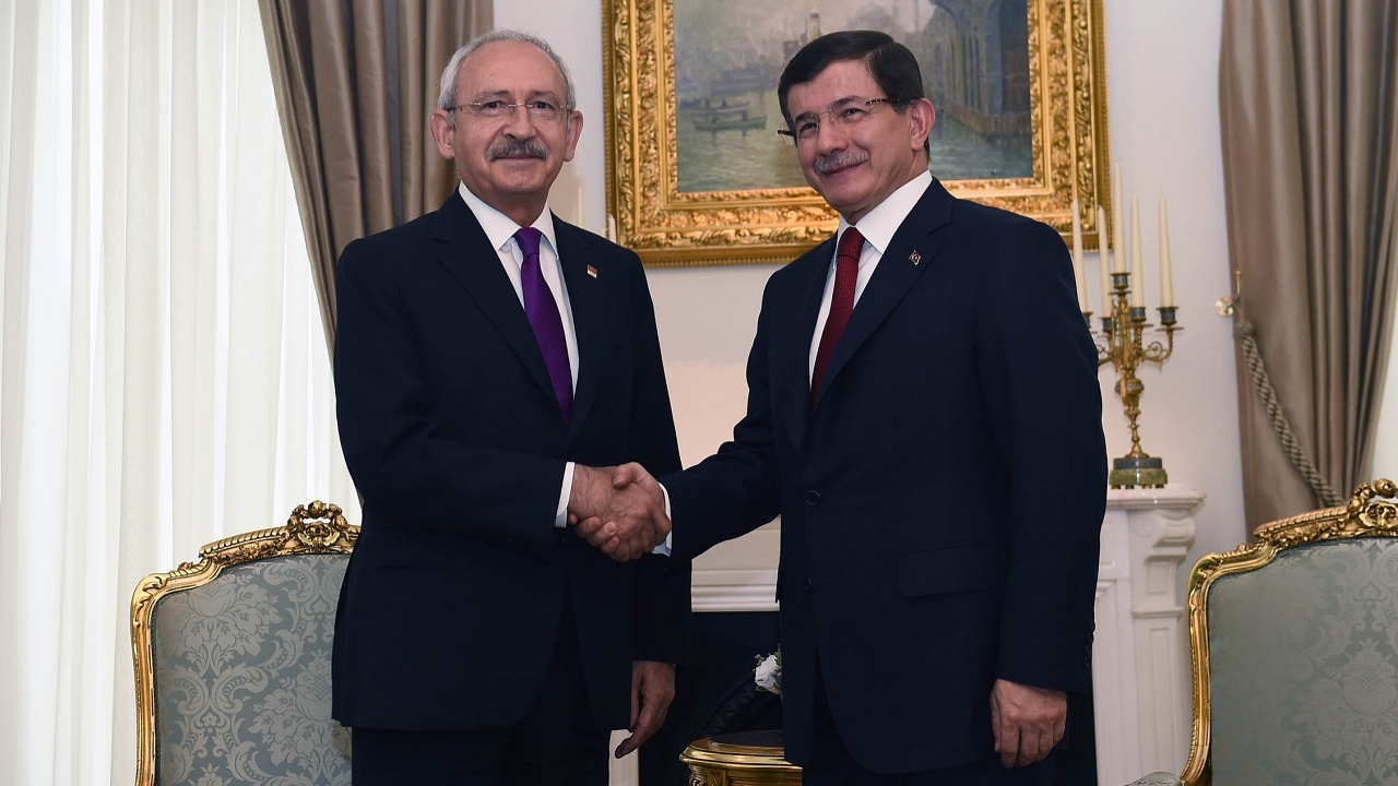 "Ahmet Davutoğlu ile defalarca görüştüm!"