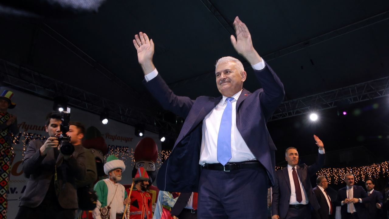 Binali Yıldırım: Önümüzde kimse duramaz...