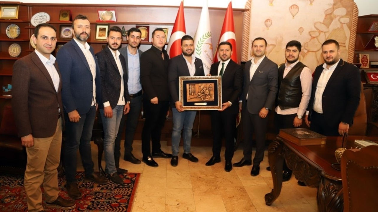 Nevşehir'de Belediye Başkanı Rasim Arı’ya hayırlı olsun ziyaretleri sürüyor