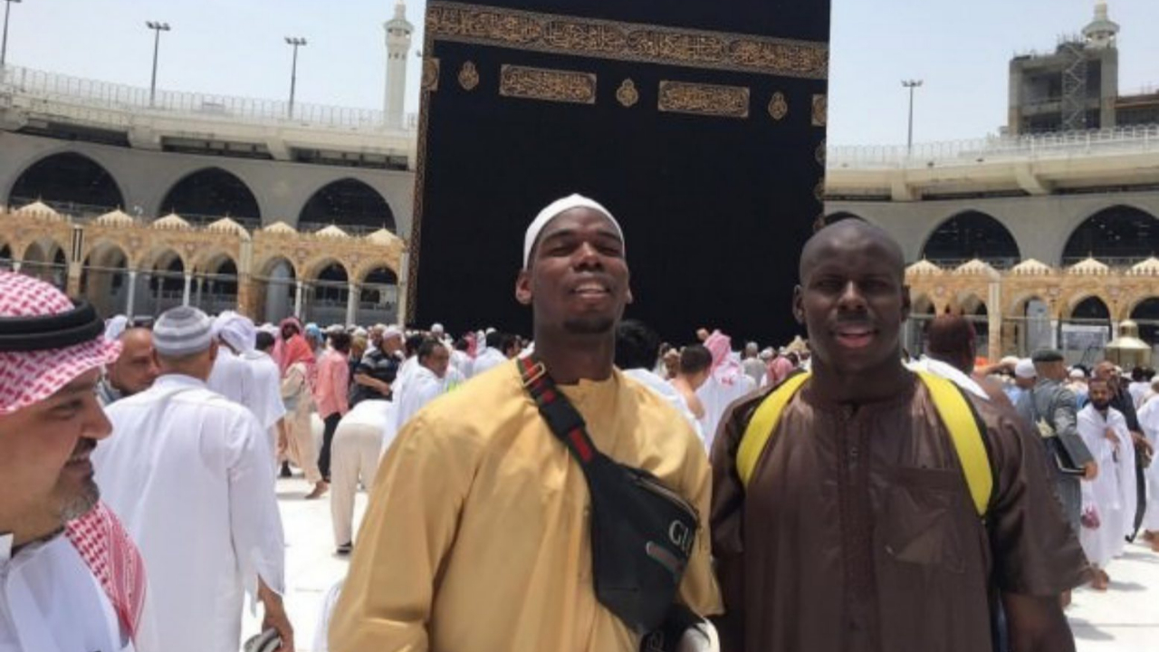 Paul Pogba Umre'ye gitti!