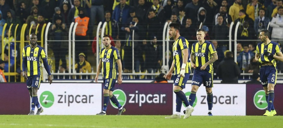 Fenerbahçe'de yaprak dökümü...