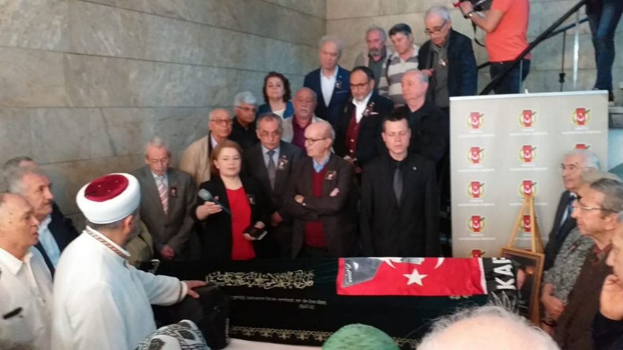 Gazeteci Ulvi Yanardağ son yolculuğuna uğurlandı!